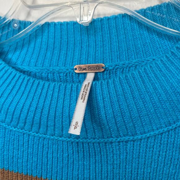 Free People Blue Striped Oversized Knit Sweater Pullover Long Sleeve Sz Small - Picture 10 of 10